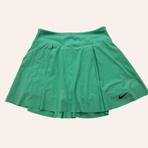 NWT Nike Court Dri-Fit Advantage Tennis Skirt